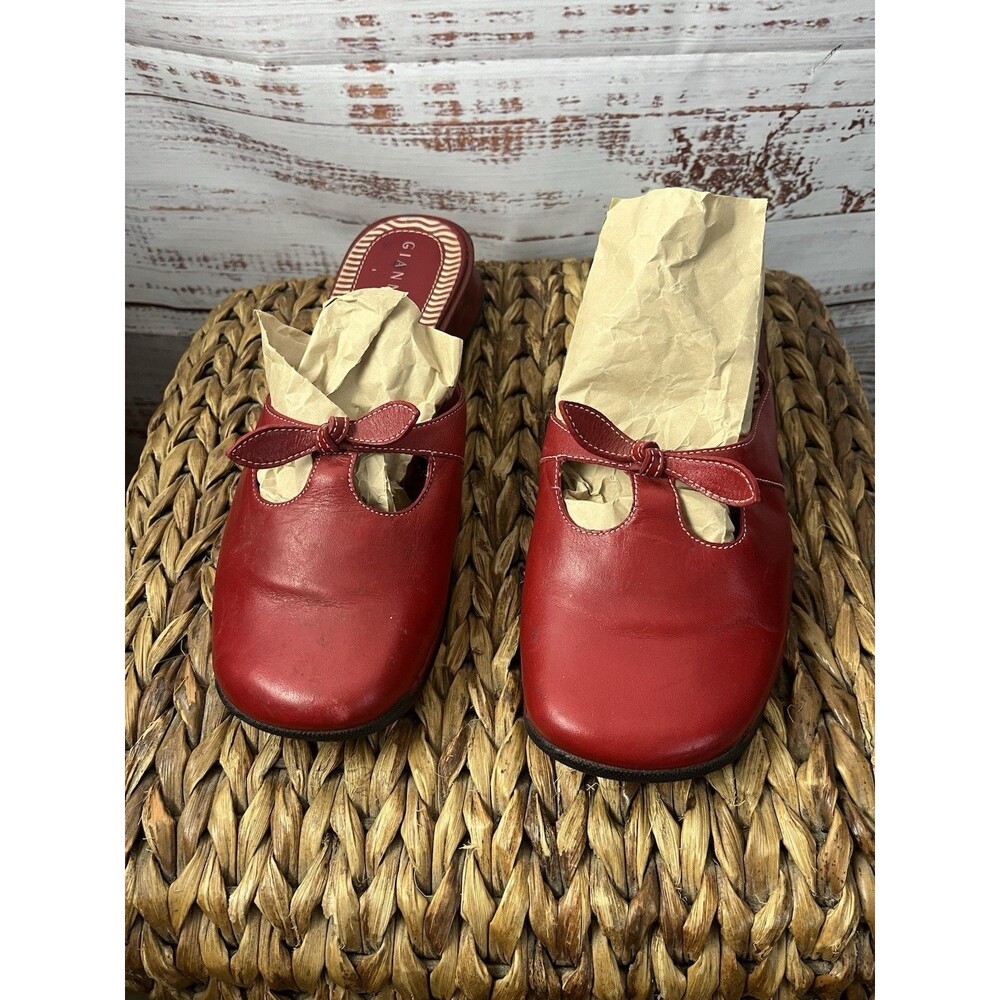 Gianni Bini Shoes Women’s 7 Red Leather Slides Mules Slip-on Bowpeep